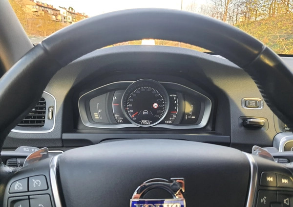 Volvo S60 cena 67800 przebieg: 172600, rok produkcji 2016 z Gdańsk małe 56